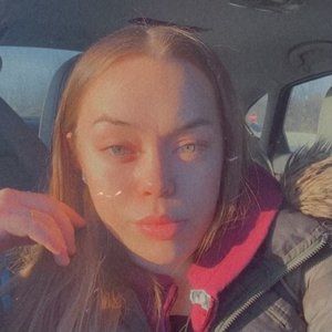 Meet your Posher, Angelica